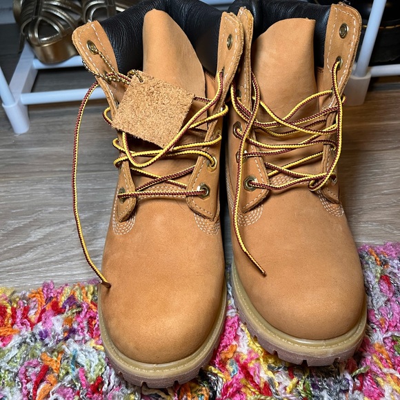 Timberland Boots - Picture 1 of 8